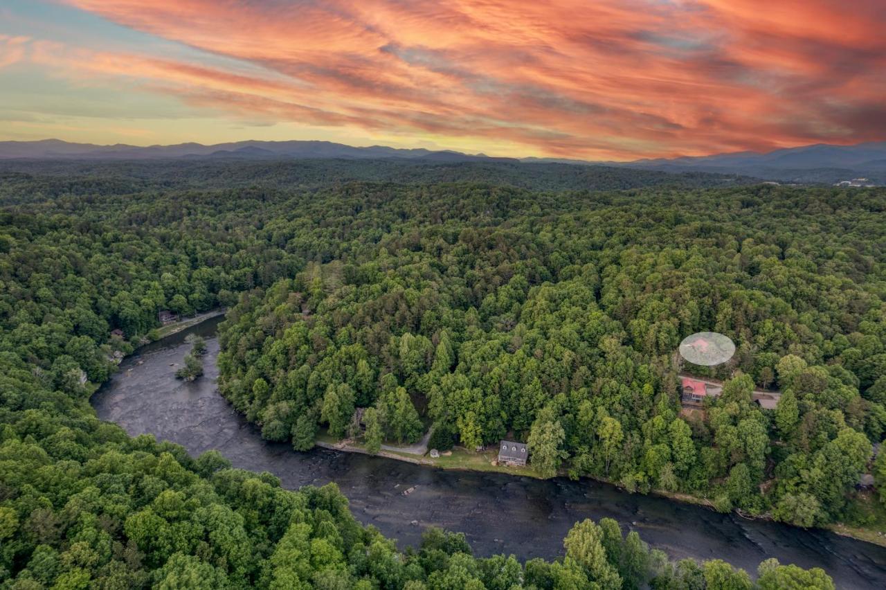 Trout N' About Your Blue Ridge Mountains Retreat, Hot Tub + Game Room! Ellijay Exterior photo