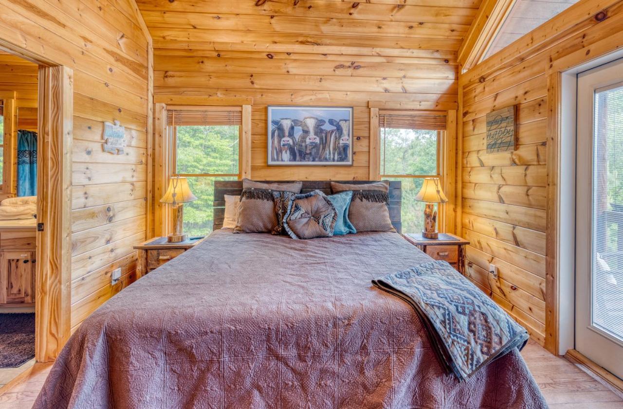 Trout N' About Your Blue Ridge Mountains Retreat, Hot Tub + Game Room! Ellijay Exterior photo