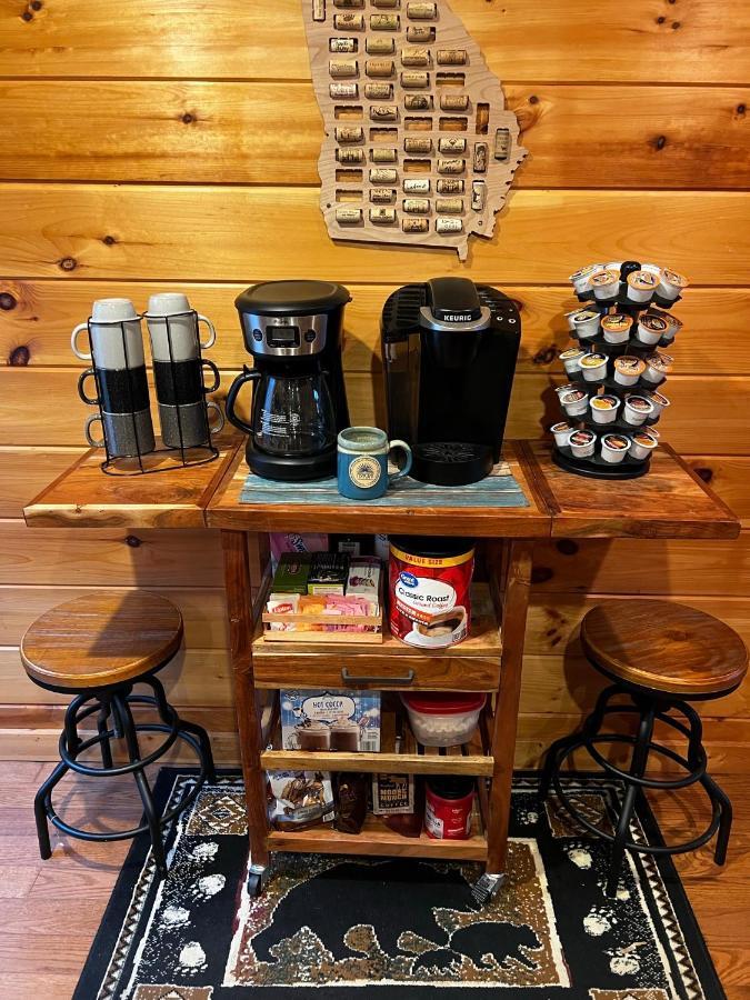 Trout N' About Your Blue Ridge Mountains Retreat, Hot Tub + Game Room! Ellijay Exterior photo